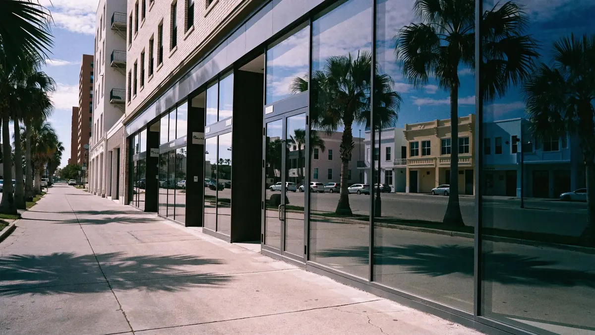 Retail property in Coral Gables, Miami-Dade County, South Florida
